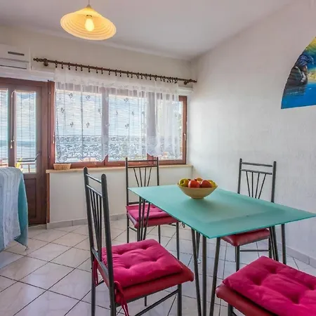 Ferienwohnung Fuer 3 Personen Ca 45 Qm In Crikvenica, Kvarner Bucht Und Umgebung Appartement Crikvenica